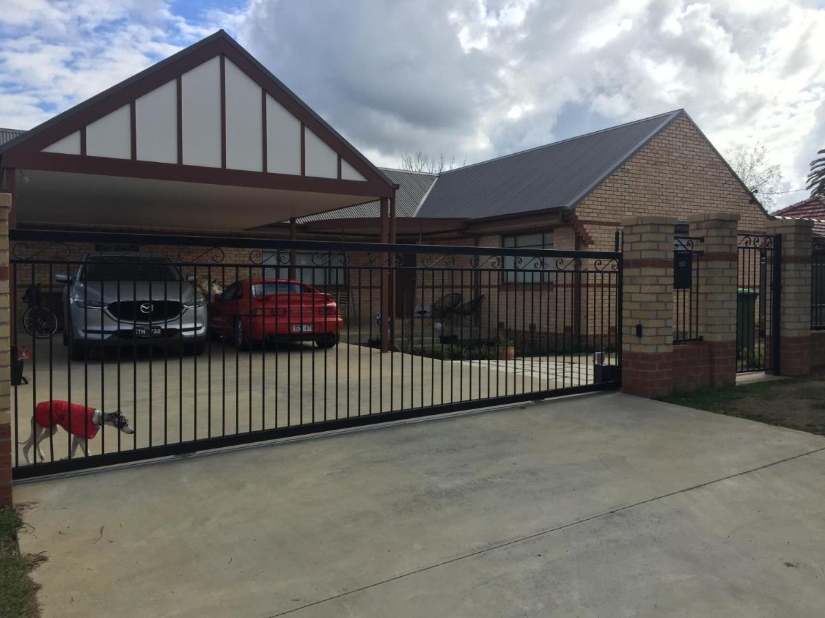 Modern, Private And Close To Town. Albury Dış mekan fotoğraf